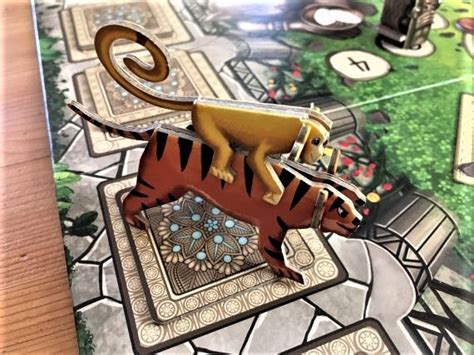 Funky Monkey – Ärgere mit Spielstil den Tiger..